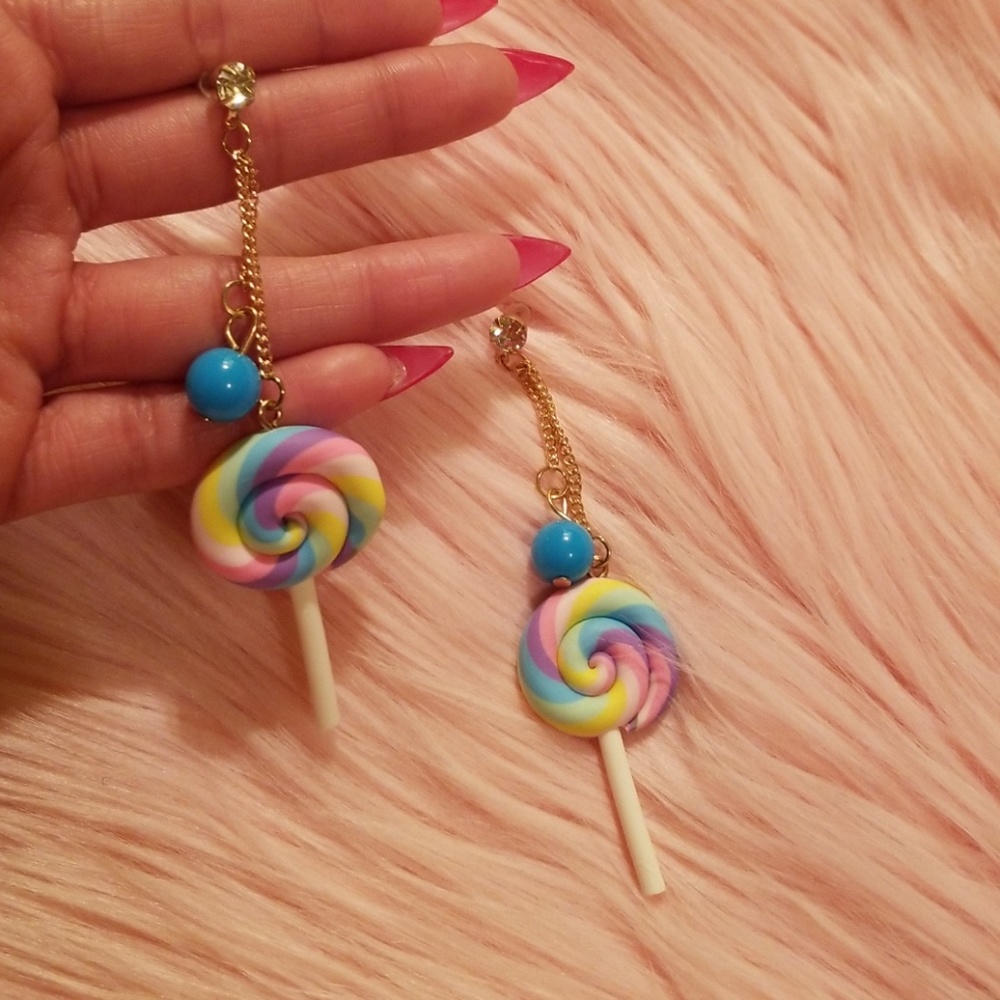 🍭Drop Down Lollipop Earrings 🍭